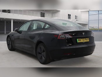 Used Tesla Model 3 2023 for sale - 76399374: Photo
