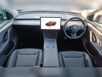 Used Tesla Model Y 2025 for sale - 78461289: Photo