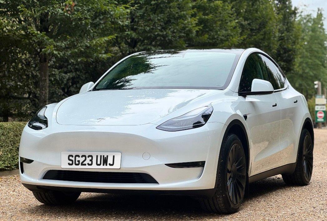 Used Tesla Model Y 2023 for sale - 76378051: Photo 2