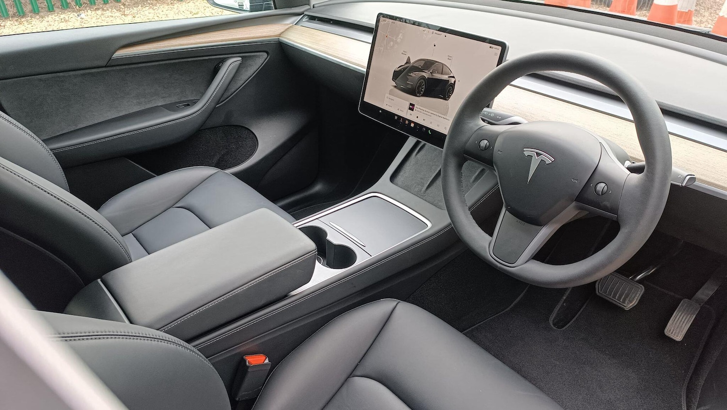 Used Tesla Model Y 2024 for sale - 77925225: Photo 12
