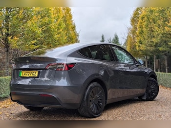 Used Tesla Model Y 2022 for sale - 76563283: Photo
