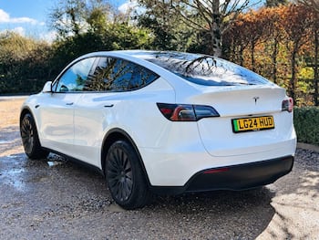 Used Tesla Model Y 2024 for sale - 79751200: Photo