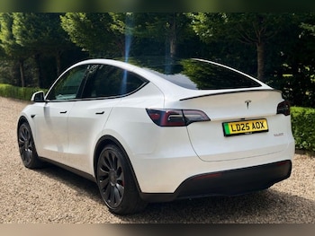 Used Tesla Model Y 2025 for sale - 79169019: Photo