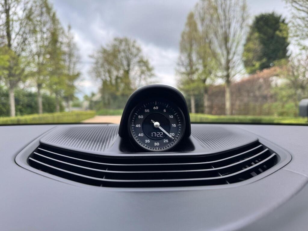 Used Porsche Taycan 2022 for sale - 78086233: Photo 12