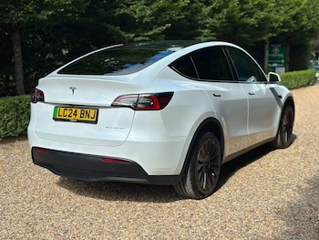 Used Tesla Model Y 2024 for sale - 79049922: Photo