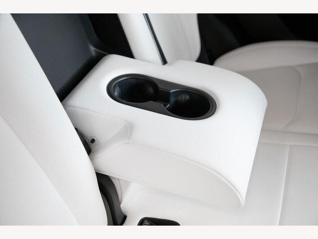 Used Tesla Model Y 2022 for sale - 77682935: Photo 24