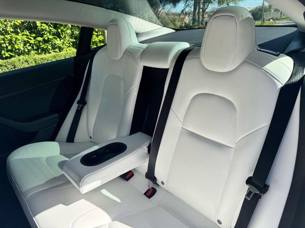 Used Tesla Model Y 2025 for sale - 76561909: Photo 17