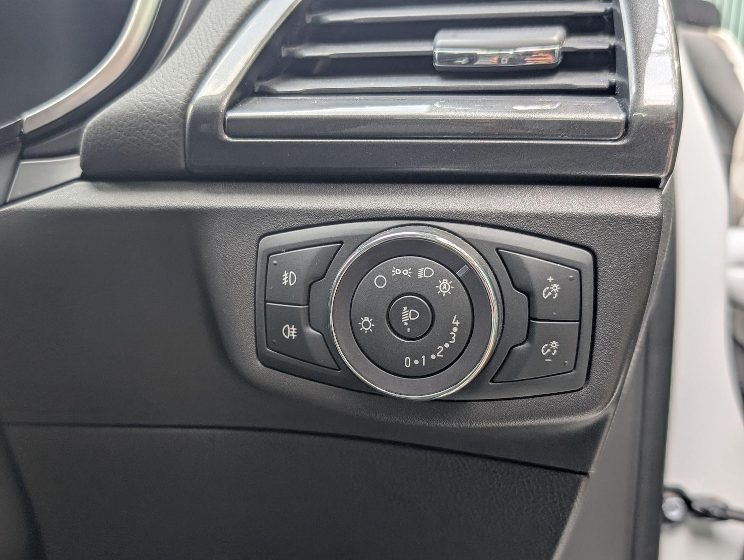 Used Ford Mondeo 2021 for sale - 76561050: Photo 17