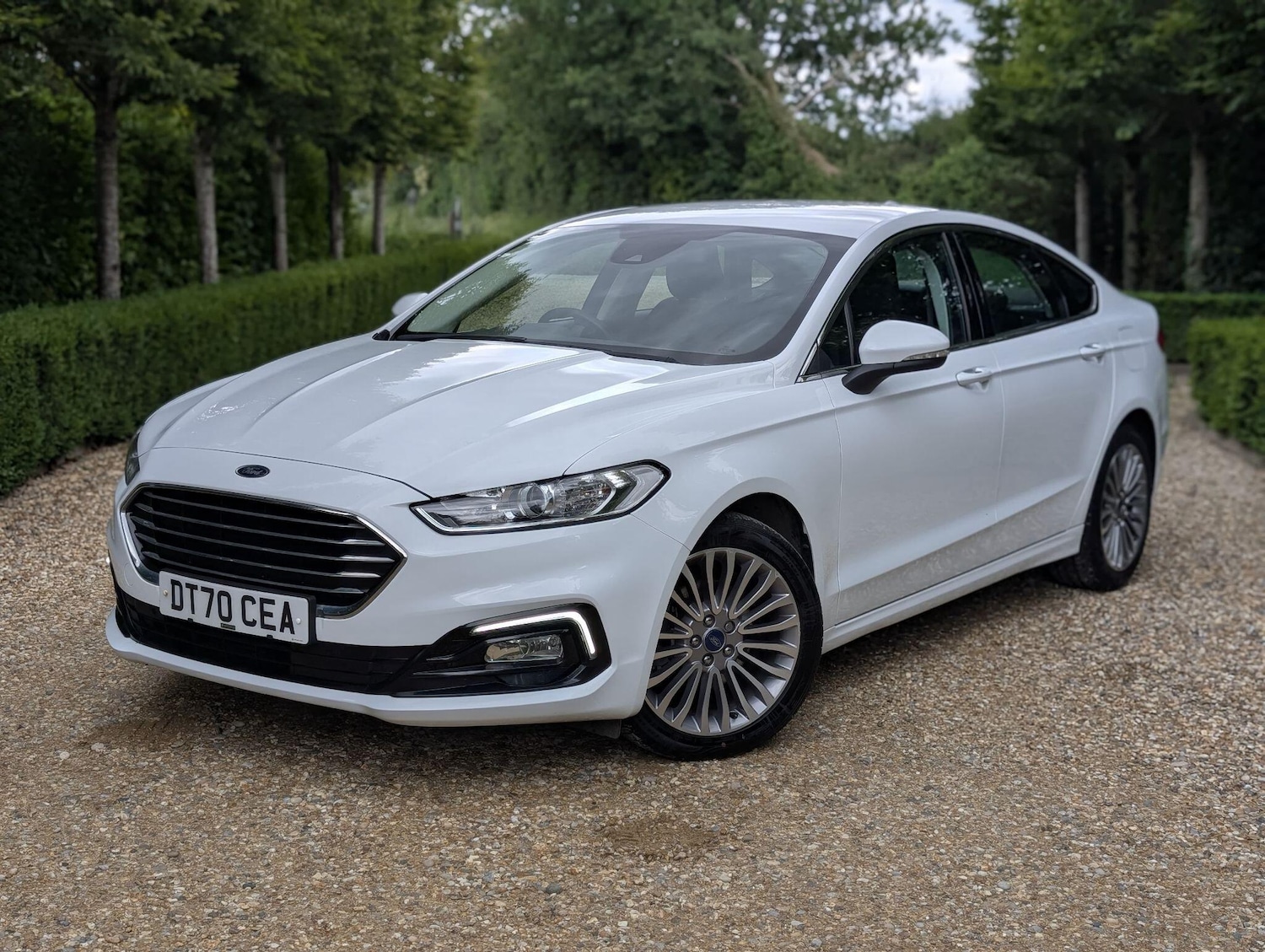 Used Ford Mondeo 2021 for sale - 76561050: Photo 2