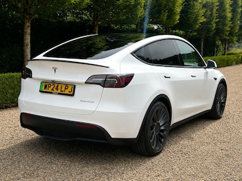 Used Tesla Model Y 2024 for sale - 78988286: Photo