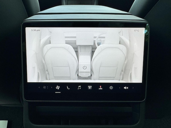 Used Tesla Model 3 2024 for sale - 76226264: Photo 24