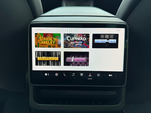 Used Tesla Model 3 2024 for sale - 76226264: Photo 25