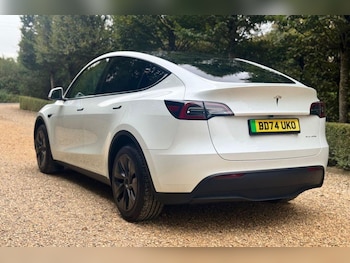 Used Tesla Model Y 2024 for sale - 76802325: Photo