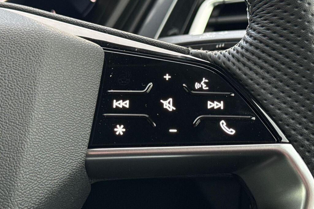 Used Audi Q4 e-tron 2025 for sale - 77908810: Photo 18