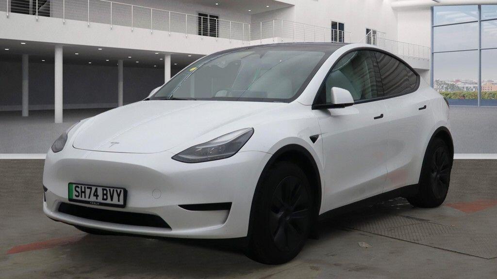 Used Tesla Model Y 2024 for sale - 76099315: Photo 2