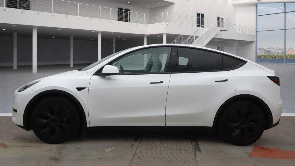 Used Tesla Model Y 2024 for sale - 76099315: Photo 9