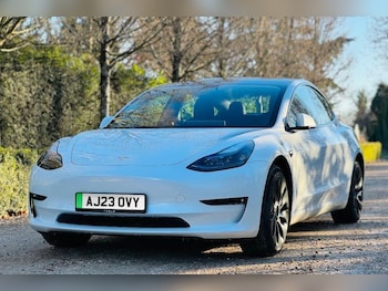 Used Tesla Model 3 2023 for sale - 77883523: Photo