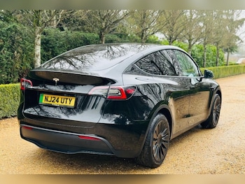 Used Tesla Model Y 2024 for sale - 78276120: Photo