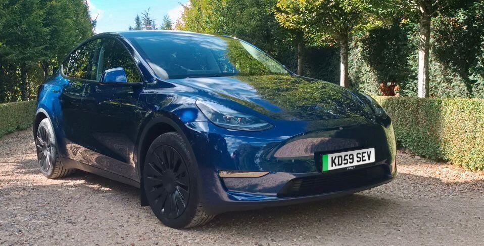 Used Tesla Model Y 2023 for sale - 77646084: Photo 2