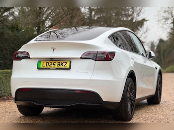 Used Tesla Model Y 2025 for sale - 77671047: Photo