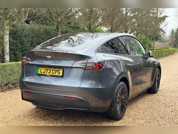 Used Tesla Model Y 2023 for sale - 77242388: Photo