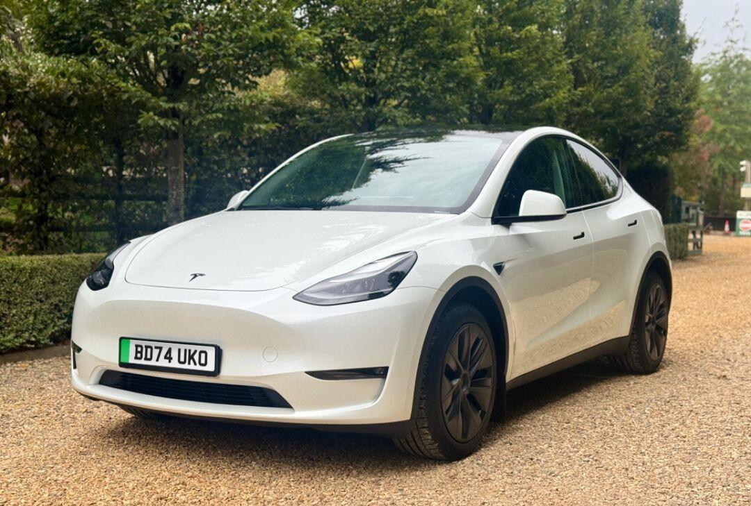 Used Tesla Model Y 2024 for sale - 76563278: Photo 2