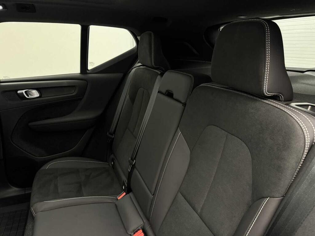 Used Volvo XC40 2023 for sale - 76666842: Photo 19