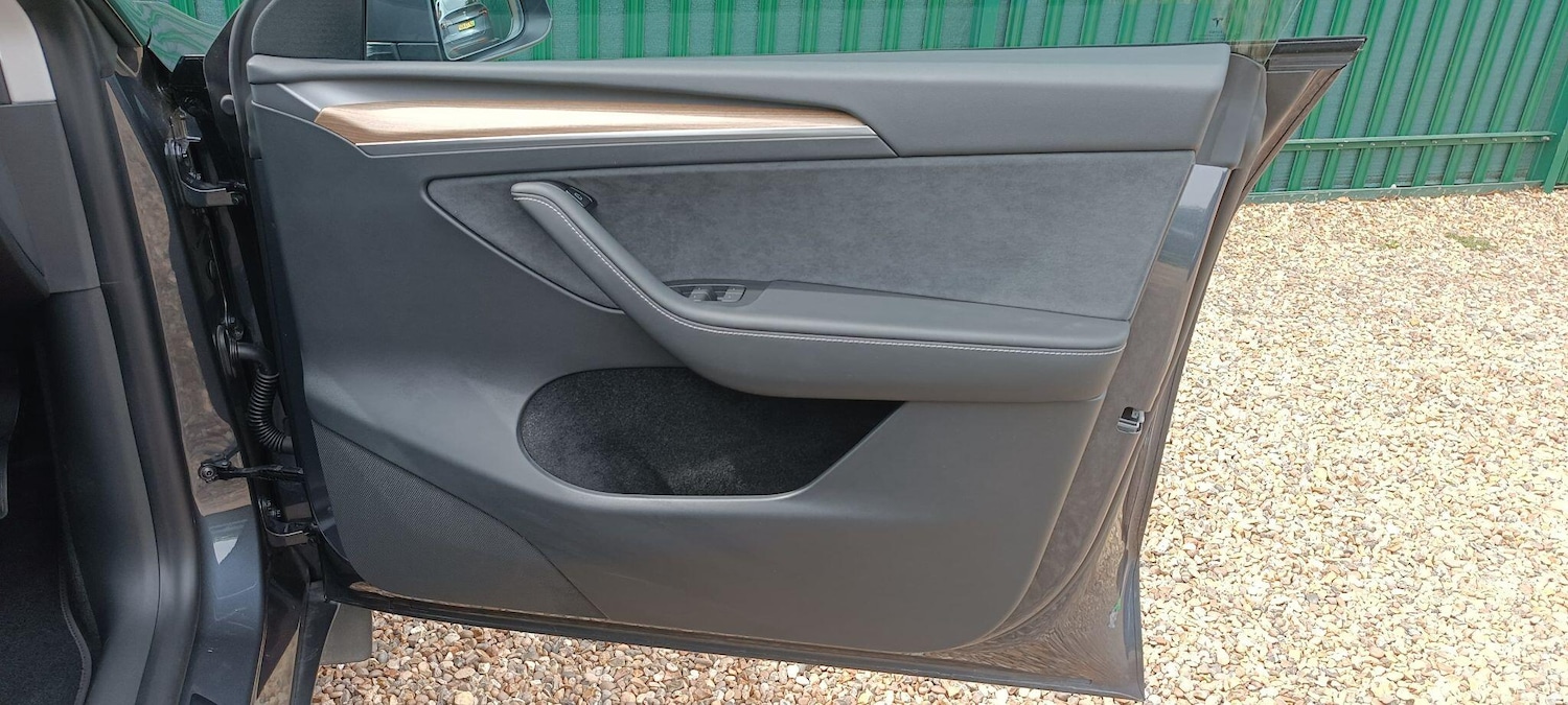 Used Tesla Model Y for sale - 77057300: Photo 30