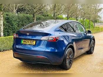 Used Tesla Model Y 2024 for sale - 78301388: Photo