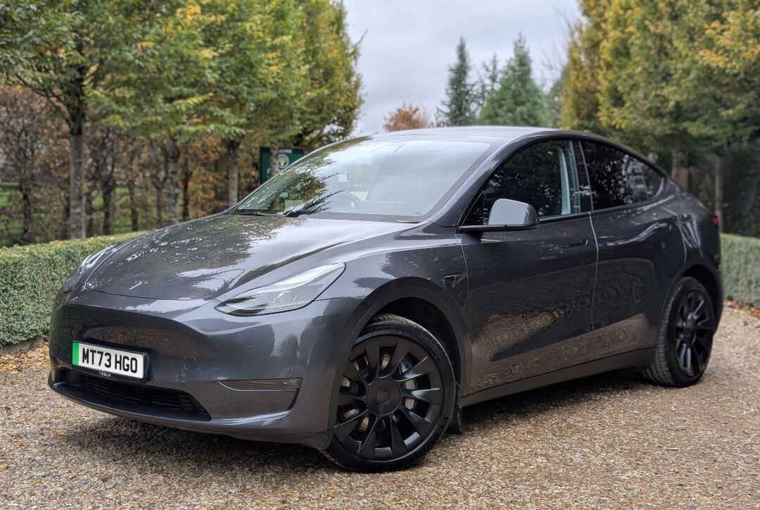 Used Tesla Model Y 2023 for sale - 77893111: Photo 2