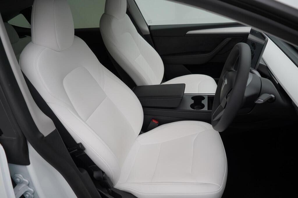 Used Tesla Model Y 2025 for sale - 76780901: Photo 10