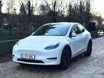 Used Tesla Model Y 2025 for sale - 76780901: Photo
