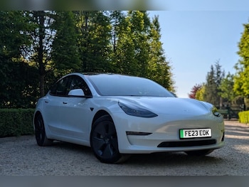 Used Tesla Model 3 2023 for sale - 76727100: Photo