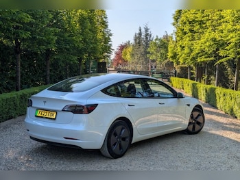 Used Tesla Model 3 2023 for sale - 76727100: Photo