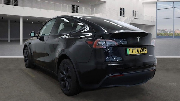 Used Tesla Model Y 2025 for sale - 76260204: Photo 6