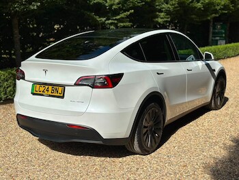 Used Tesla Model Y 2024 for sale - 79224125: Photo