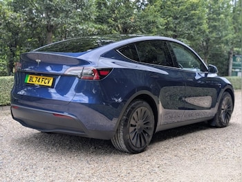 Used Tesla Model Y 2024 for sale - 76976337: Photo