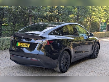 Used Tesla Model Y 2023 for sale - 76563280: Photo