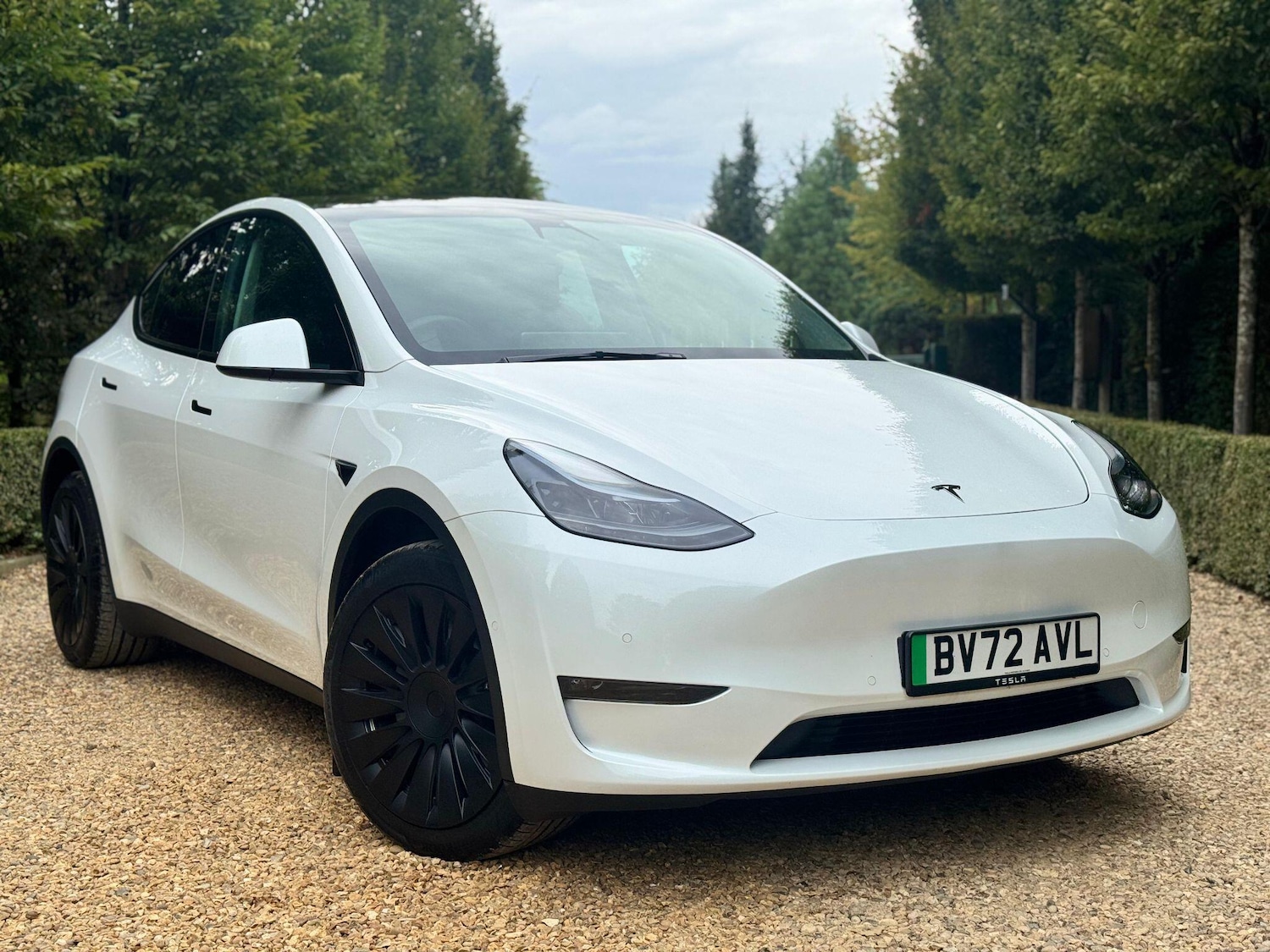 Used Tesla Model Y 2022 for sale - 76136081: Photo 2