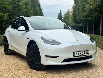 Used Tesla Model Y 2022 for sale - 76136081: Photo 2