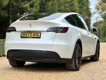 Used Tesla Model Y 2022 for sale - 76136081: Photo 4