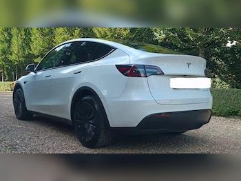 Used Tesla Model Y 2022 for sale - 75494128: Photo