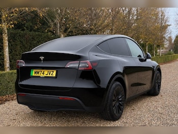 Used Tesla Model Y 2024 for sale - 79292369: Photo