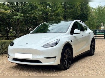 Used Tesla Model Y 2022 for sale - 76214857: Photo 2