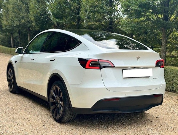 Used Tesla Model Y 2022 for sale - 76214857: Photo 4