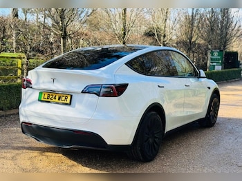 Used Tesla Model Y 2024 for sale - 79075805: Photo