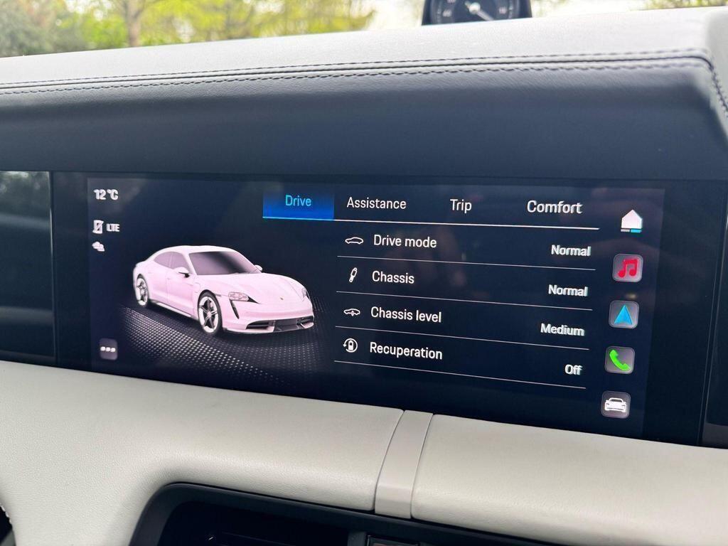 Used Porsche Taycan 2022 for sale - 76952896: Photo 23