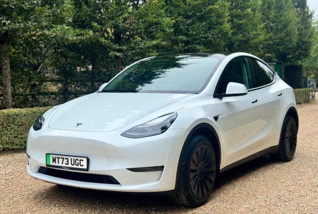 Used Tesla Model Y 2023 for sale - 77376636: Photo 2