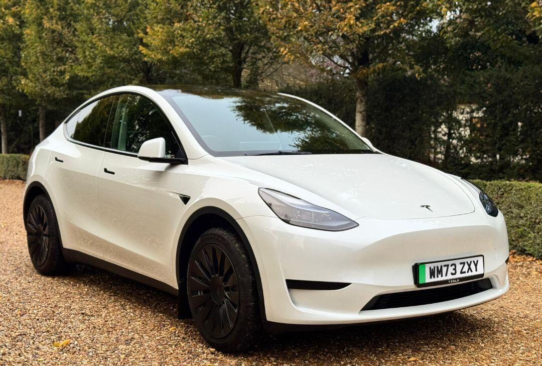Used Tesla Model Y 2024 for sale - 76689088: Photo 2
