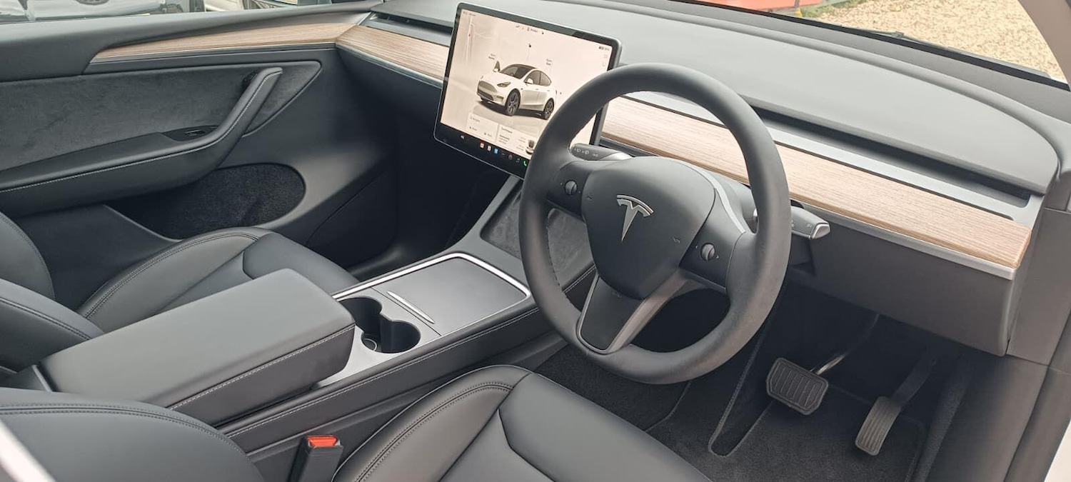 Used Tesla Model Y 2024 for sale - 76936366: Photo 15